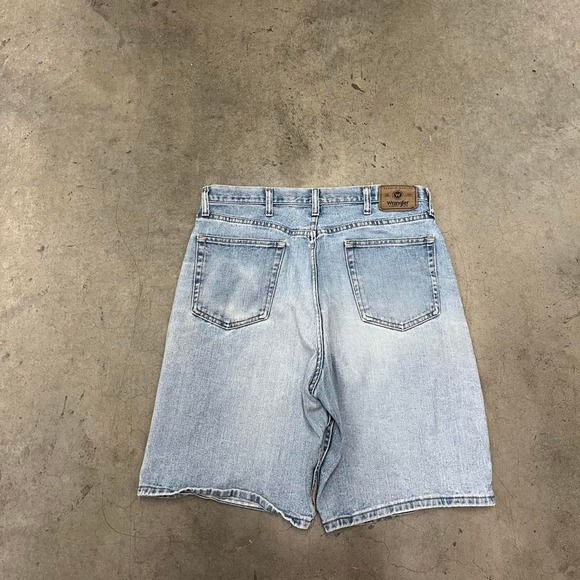 Vintage‎ Y2K wrangler baggy skater light wash jorts - Picture 1 of 6